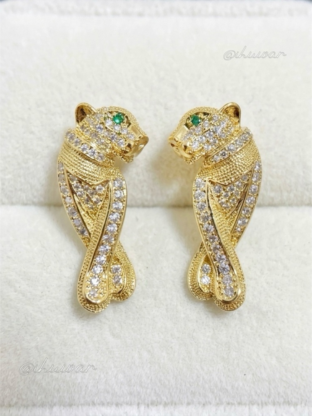 Luxurious 14k Gold Plated Panther Emerald Green Cubic Zirconia Earrings - Picture 5 of 5